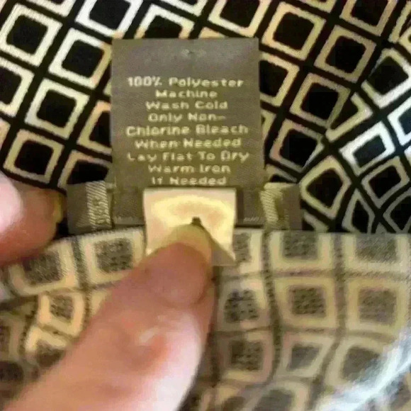 Faux wrap dress by Ann Taylor size 8. - Picture 3 of 4